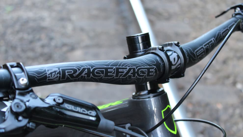 Alloy RaceFace bars add some Canuck coolness to the C9.2.