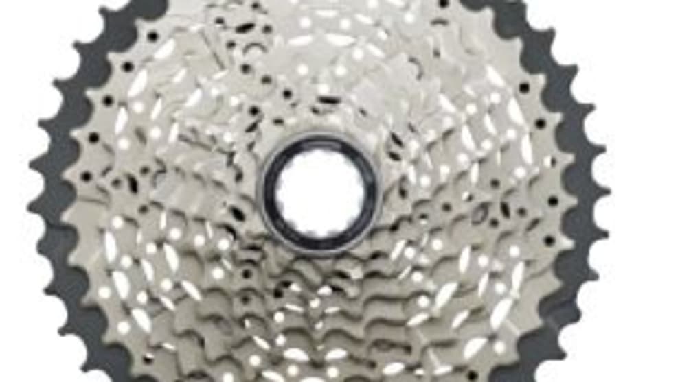 The Deore level 11-42 10-speed cassette will be welcomed by budget conscious riders. Shimano will also be offering their big 11-46 cassette at SLX level for 2017.