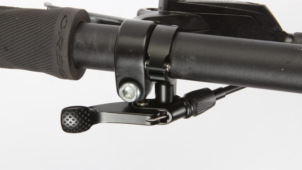 The ergonomics of the under-bar remote are just right and it points the cable in the right direction too.