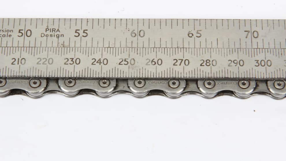 A good steel ruler can also work as a wear gauge; 10 full links should measure 25.4mm from centre-to-centre.