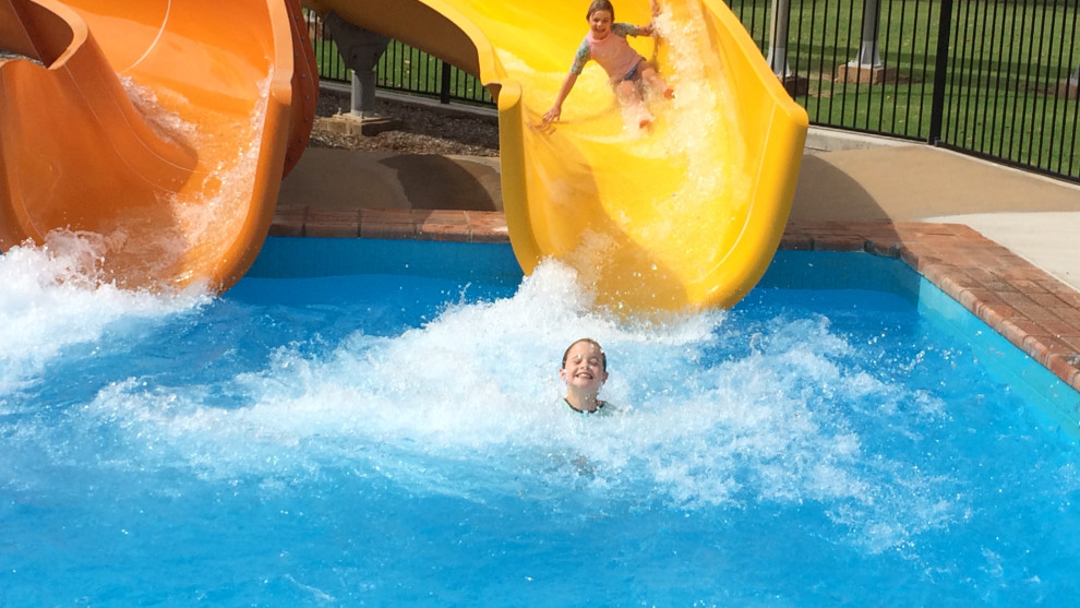 Dubbo can get pretty hot, so a visit to the aquatic centre is a good way to wrap up the day - they've got an awesome slide there too!