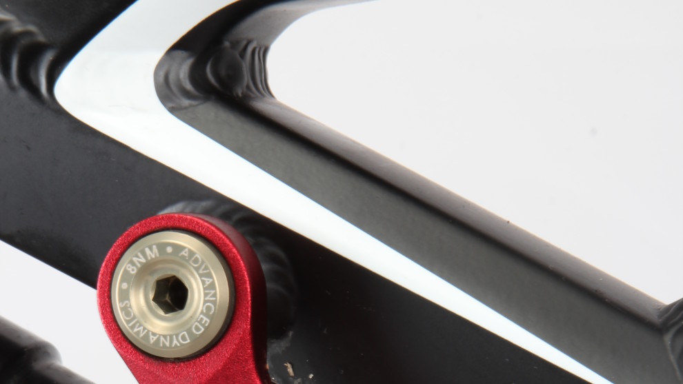This short top link helps to stiffen the rear end and the Occam frame felt surprisingly solid.
