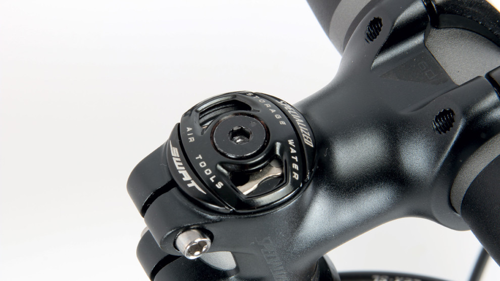 Another handy SWAT addition; there's a chain tool and a spare joiner link tucked away in the steerer.