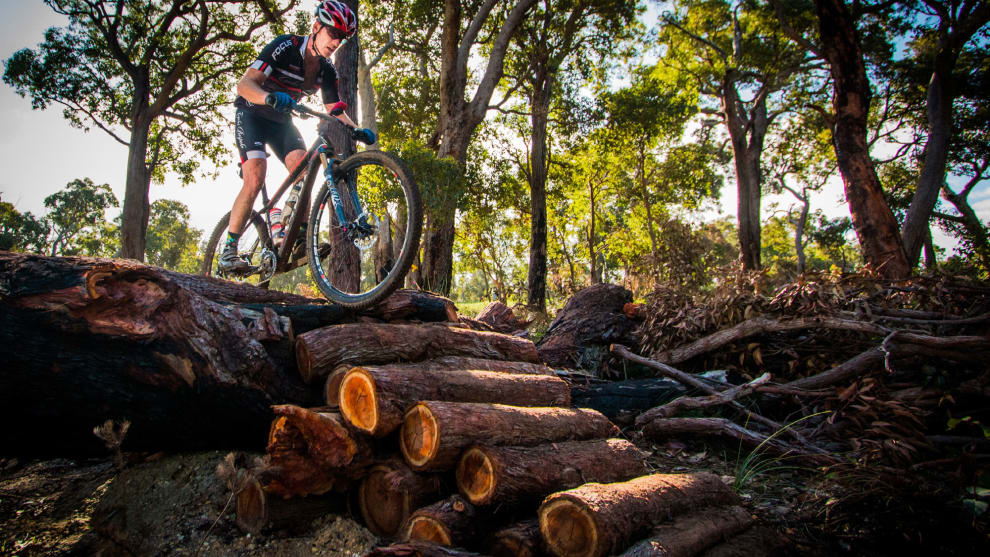 Loats of neat stuff to play on at Dunsborough.