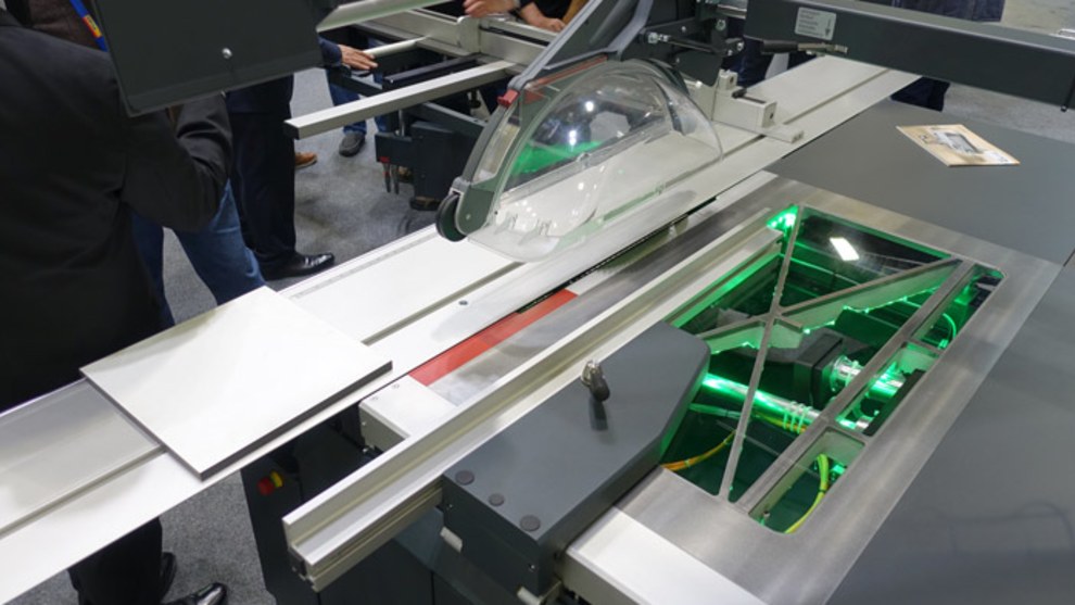 Altendorf&rsquo;s well lit F45 Evo3PQS/2 Vacuum drew attention.