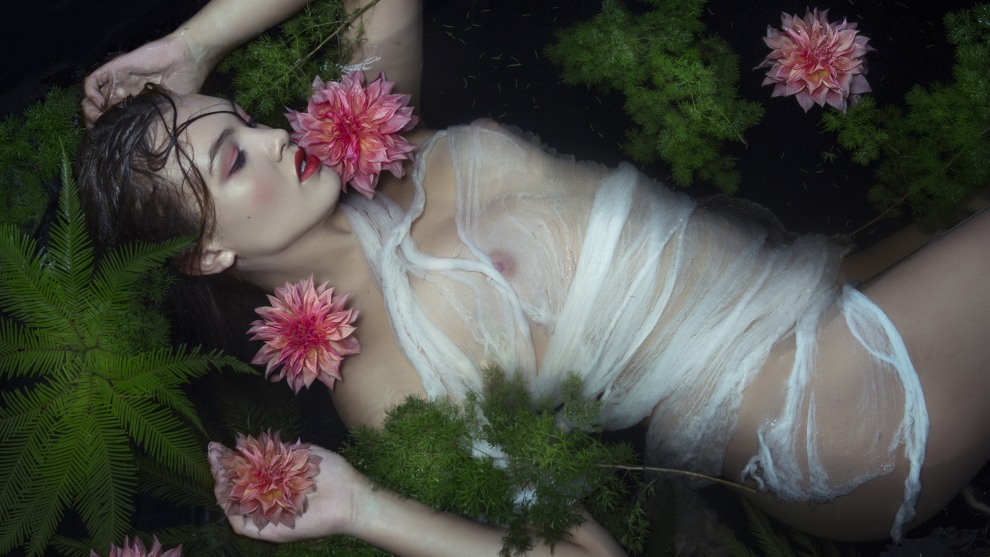 &copy; Lori Cicchini. Cover shot for Surreal Beauty magazine, 2016. Model : Ilana Davies. Makeup: Liz Bomben.