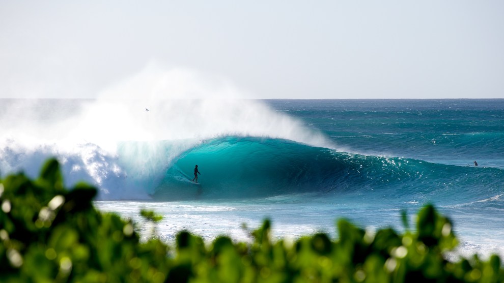 Duncan Macfarlane, Anthony Walsh Pipeline. Anthony Walsh on a perfect dreamy wave of the best days of the Hawaii '18 season.