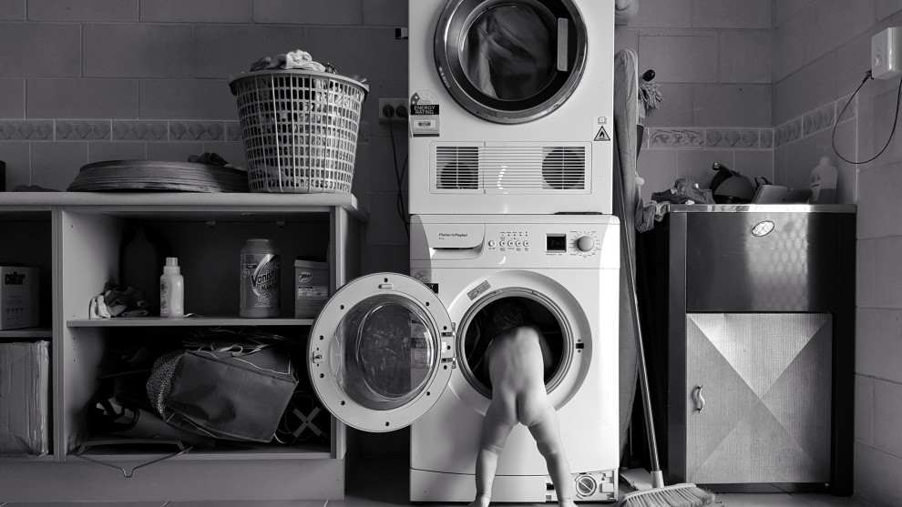 Highly Commended: Gina Bryer, &lsquo;Let me help, mum&rsquo;, Fairymead QLD