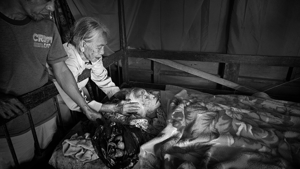 Photo from the series Living for Death, Alain Schroeder, category winner Photojournalism / Editorial Photography FSPA 2017