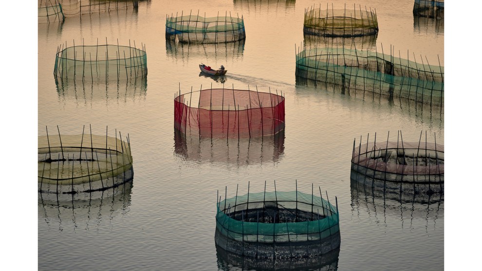 Niall Chang, 'Scenes of Xiapu, Fujian, China'. Winner, 2018 Travel Photographer of the Year.