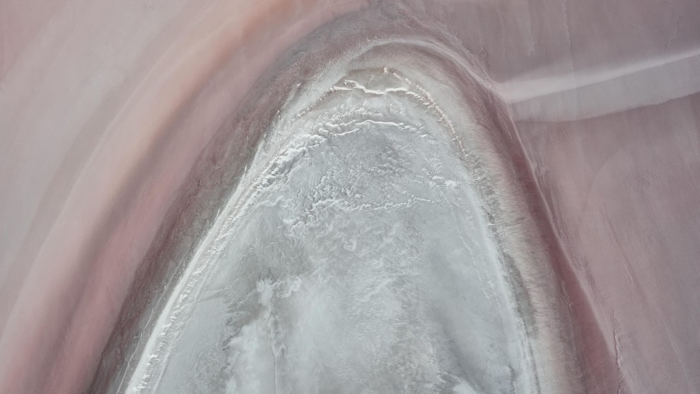 S30&ordm;45.0&rsquo;E139&ordm;52.4&rsquo; | PINK HILL | Lake Eyre, South Australia