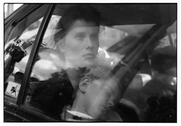 &copy; Gary Knight. Ethnic Albanian Kosovar refugees cross the Kosovo/Albanian border in March 1999.