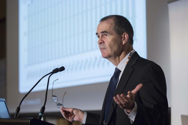 For his swansong address ASPI's Andrew Davies was true to form, delivering sober budgetary analysis with his signature humorous flair. 
Credit: ADM Leigh Atkinson