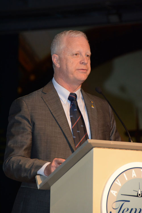 Chief of the Defence Force, Air Chief Marshal Mark Binskin, delivers the keynote address. (John Egan)