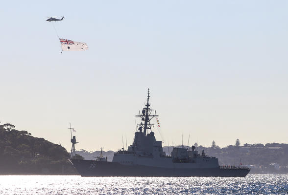 HMAS Hobart entering Port Jackson. Navantia and BIW will be submitting a design for the US FFG(X) based on Navantia's recent builds, including Australia's guided missile destroyers. Credit: Defence