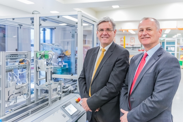 Chairman and CEO of Siemens Australia Jeff Connolly and Swinburne deputy vice-chancellor Professor Aleksandar Subic.