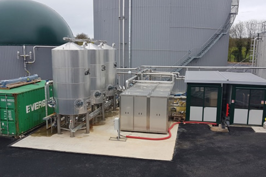 Because stainless steel allows the construction of smaller, lighter heat exchangers, ancillary and associated civil engineering costs (such as concrete) are also lower.