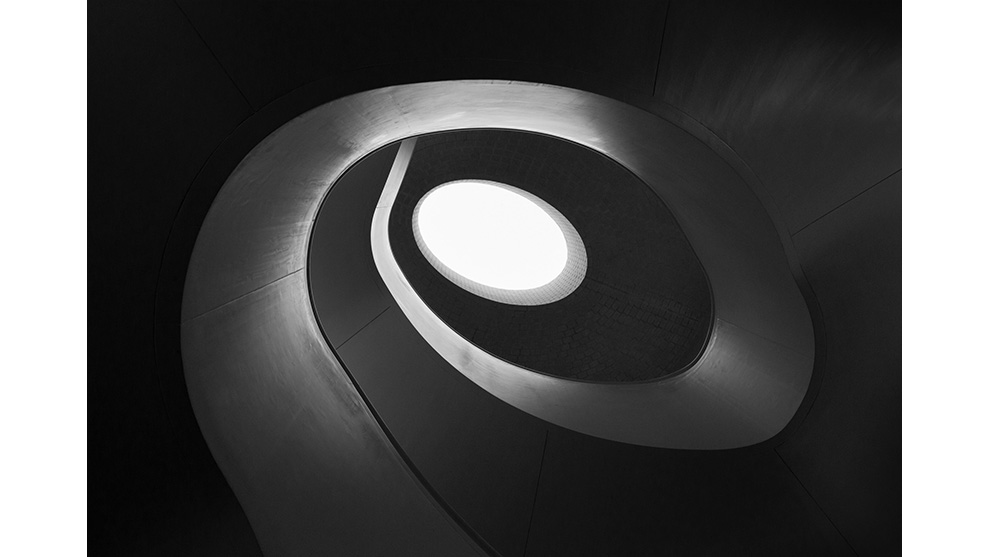 Jacqueline Hammer, Spiral Staircases, Winner: Black and White.