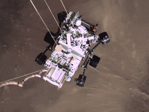 Perseverance descends towards the surface of Mars. (Supplied: GIPHY/ NASA/ JPL-Caltech)