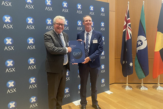 Gold Hydrogen MD Neil McDonald and chair, Alexander Downer.