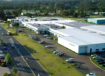Hannapak&rsquo;s modern, purpose built manufacturing facility in the Hawkesbury region of greater Sydney specialises in the consumer packaging market across the beverage, food, confectionery, cosmetic, pharmaceutical and household product industries.