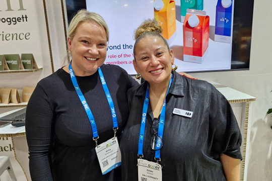 (l-r) VMA's Kellie Northwood with Ball & Doggett's Zaidee Jackson at ecoporium by Ball & Doggett during at APPEX.