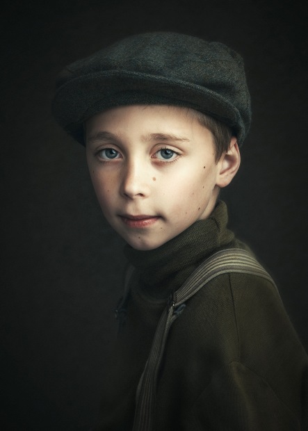 &copy; Lizzie Gilmour. Featured portfolio &ndash; Australasia&rsquo;s Top Emerging Photographers 2019.