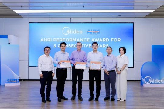 L to R: Dennis Lee, Vincent Chou, Stephen Yurek; Louis Zhao, Bridge Xue & Jenny Zhang.