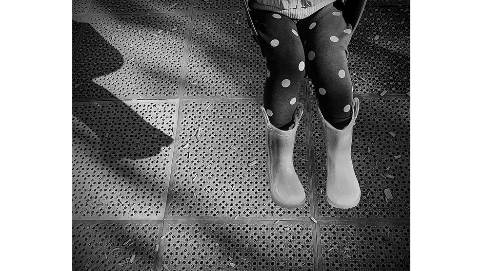 Cameron Meacham, Shadows At Play, Winner: Mobile.