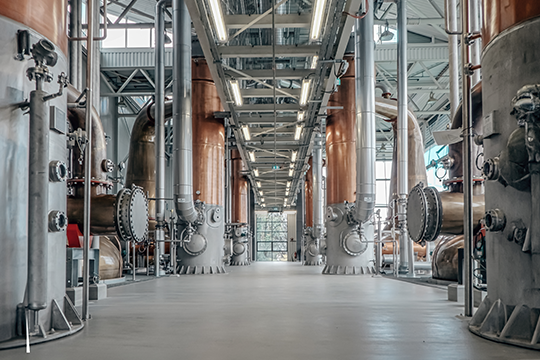 Frilli, part of Omnia Technologies Group, designs and manufactures distillation plants for the production of neutral, absolute and distilled alcohols.