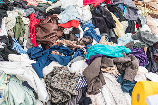 The two companies have signed a MOU to determine the feasibility of establishing an end-to-end solution for discarded polyester and cotton-blend clothes.