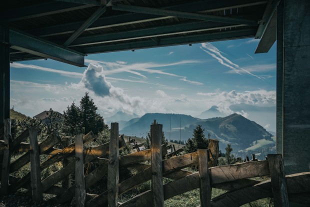 &copy; Ronnie Tres Reyes. Featured portfolio, &ldquo;Mount Rigi, Queen of the Mountains&rdquo; &ndash; Australasia&rsquo;s Top Emerging Photographers 2019.