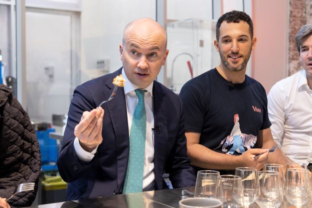 New South Wales Treasurer Matt Kean sampling Vow's first  commercial product, set for release at the end of 2022. Australian cultured meat start-up Vow has opened the first of two planned cultured meat facilities, with its first commercial product on track for launch in Singapore by then end of the year. (Image: Vow)