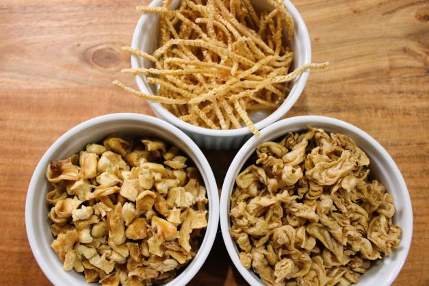 Soy product manufacturer King International says its latest product, Textured Vegetable Protein (TVP) will be made using soybeans grown in Queensland. (Image source: King International)