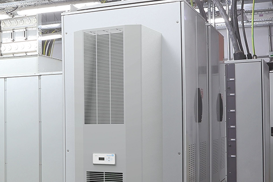 The X-Series units feature an optimized control algorithm using inverter technology.