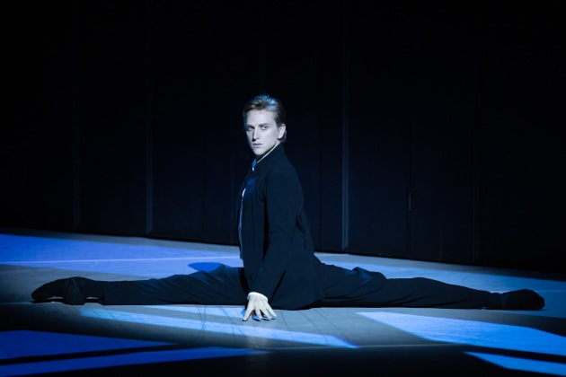 David Hallberg returns to the stage in '.Kunstkamer'