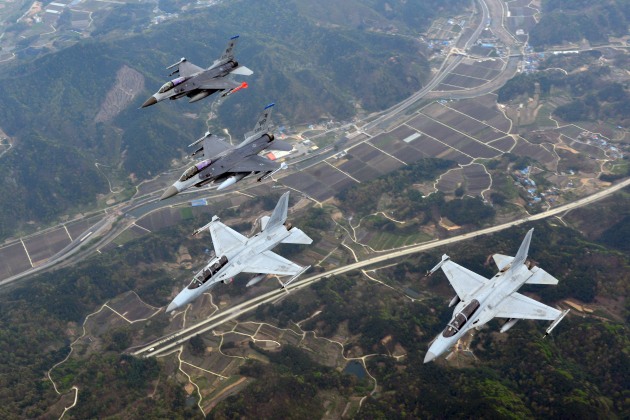 Two 8th FW F-16Ds train with a pair of ROKAF FA-50 light fighters.

Credit: US Air Force