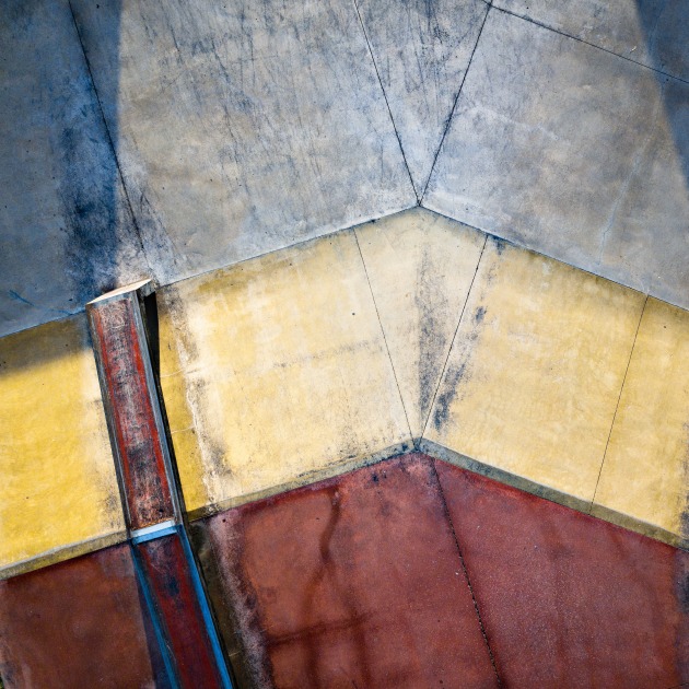 &copy; Chris Hawkins. Winner, Art &ndash; Australasia's Top Emerging Photographers 2020.