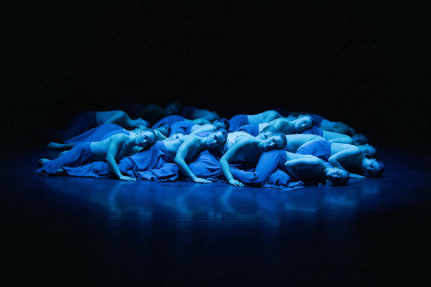 Contemporary dance students performing 'All Eyes Open'. Photo by Stephen A'Court.