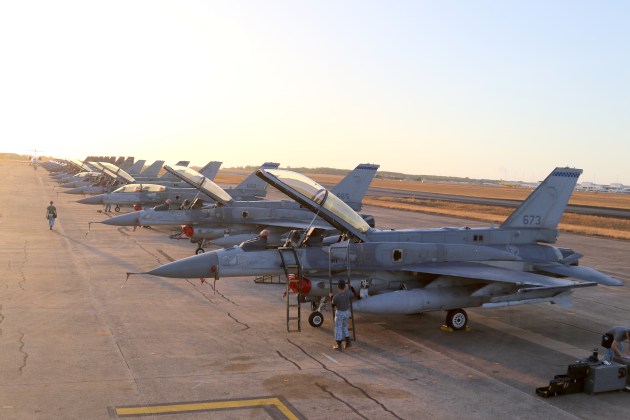 RSAF F-16Ds at Pitch Black 2022. (Nigel Pittaway)