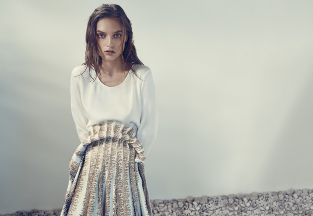<p>Production: Courtney Lewis @ The Pool Collective<br />Styling: Janai Anselmi <br />Makeup: Naomi McFadden @ Union Management<br />Hair: Jon Pulitano @ Headcase Hair <br />Model: Svetlana Zakharova<br /><br />&copy; Steven Popovich</p>