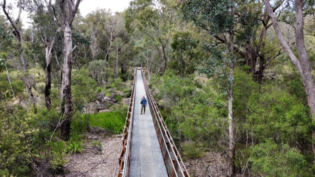 Walking along the magnificent Kaniyang Wiilman Bridge. Image: Jane and Michael Pelusey/Supplied.