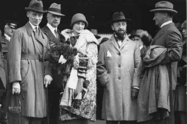 Pavlova arrives in Sydney in 1926