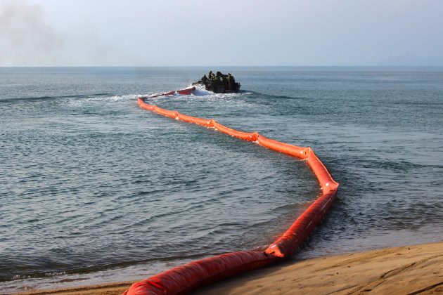 Australian Army petroleum operators set up a towed flexible barge system at the Cowley Beach Training Area during Exercise Overland Nautical Petros 21. (Defence)