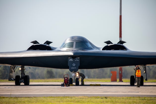 A United States Air Force B-2 Spirit aircraft from 509th Bomb Wing on the hardstand, at RAAF Base Amberley in March 2022. (Defence)