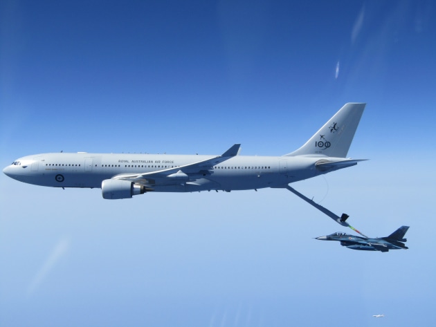 An air-to-air refuelling flight test between RAAF KC-30A Multi-Role Tanker Transport aircraft from No. 33 Squadron and Japan Air Self-Defense Force (JASDF or Koku-Jieitai) Mitsubishi F-2A over Japan. (Defence)