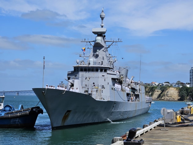 HMNZS Te Mana returing to New Zealand after five-month deployment.
Credit: Tim Fish