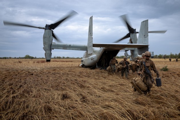Marines from the US Marine Corps&rsquo; MRF-D conducting training at Bradshaw training area utilising MV-22 Ospreys.

Credit: Defence
