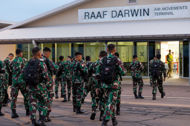 Indonesian National Armed Forces (TNI) personnel arrive in a C-130 Hercules at RAAF Darwin, in preparation for Exercise KERIS WOOMERA 2024.

Credit: Defence / Janet Pan