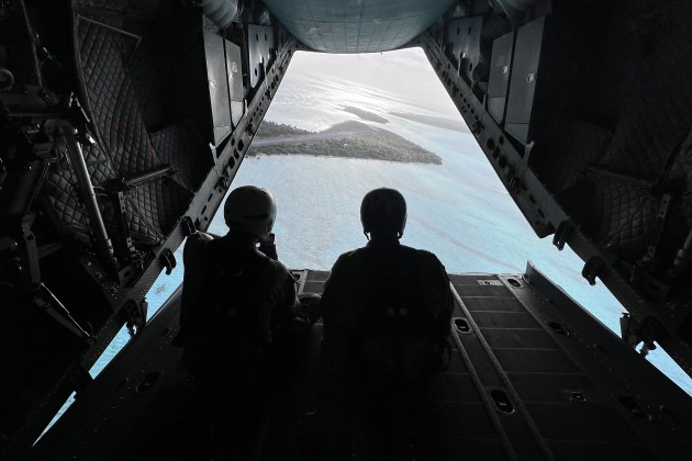 US Army personnel on the ramp of a RAAF C-27J Spartan near Kwajalein Atoll.

Credit: Defence